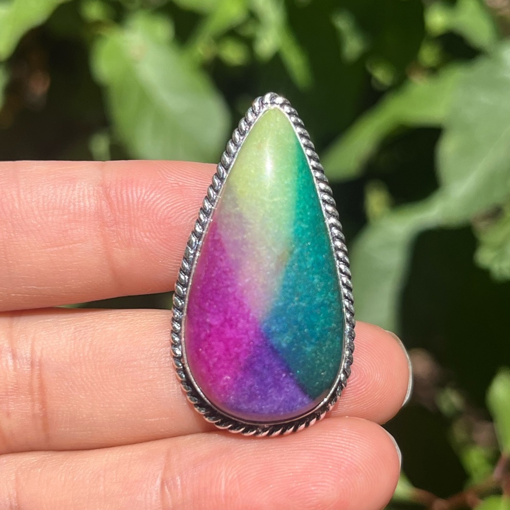 Size 6.5 925 silver plated dyed solar quartz ring